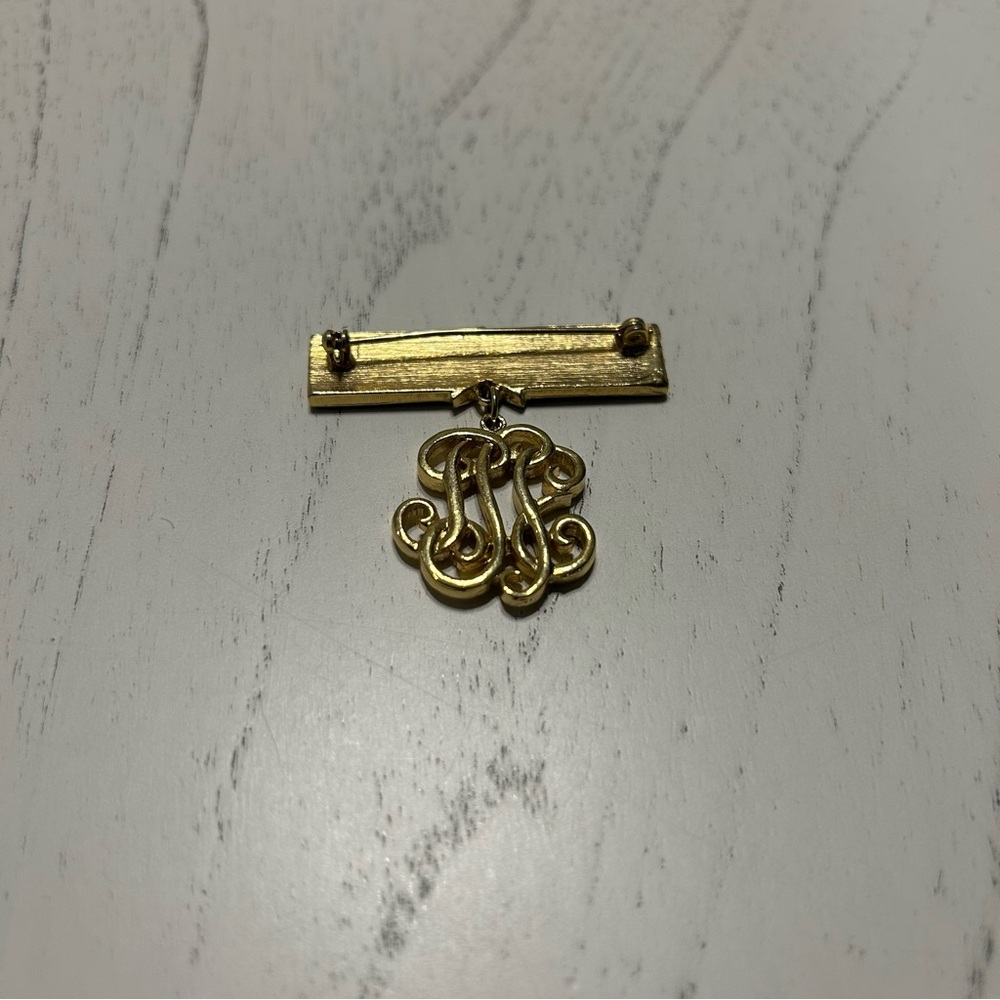 Decorative Pin - Picture 3 of 4